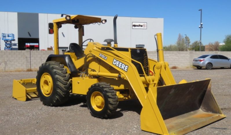 
								2006 John Deere 210LE 4WD full									