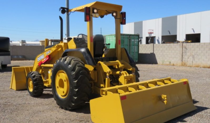 
								2006 John Deere 210LE 4WD full									