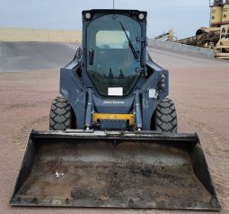 
										2021 John Deere 324G full									
