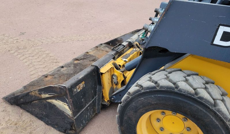 
								2021 John Deere 324G full									