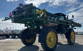 2017 John Deere R4045