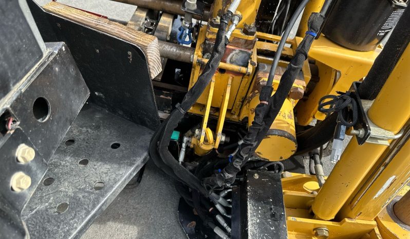 
								2015 Vermeer D20x22III full									