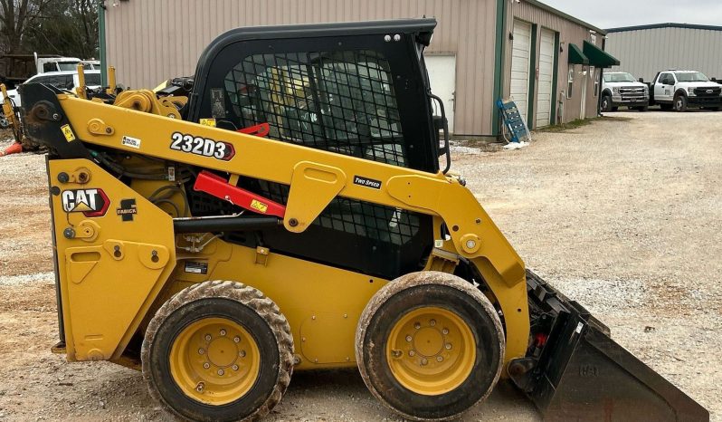 
								2022 Caterpillar 232D3 full									