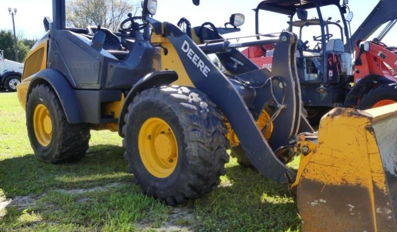 
								2021 Deere 204L full									