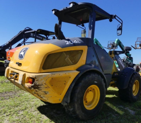 2021 Deere 204L