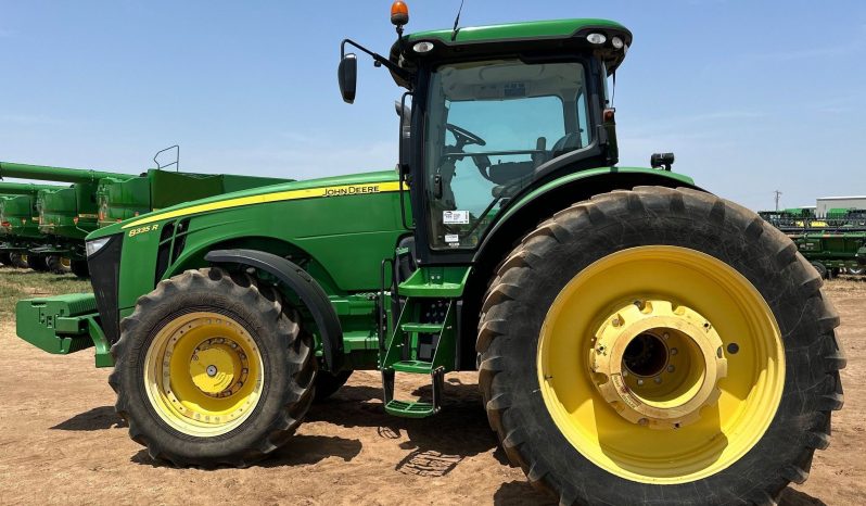 
								2013 John Deere 8335R full									