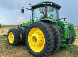 
										2015 John Deere 8320R full									