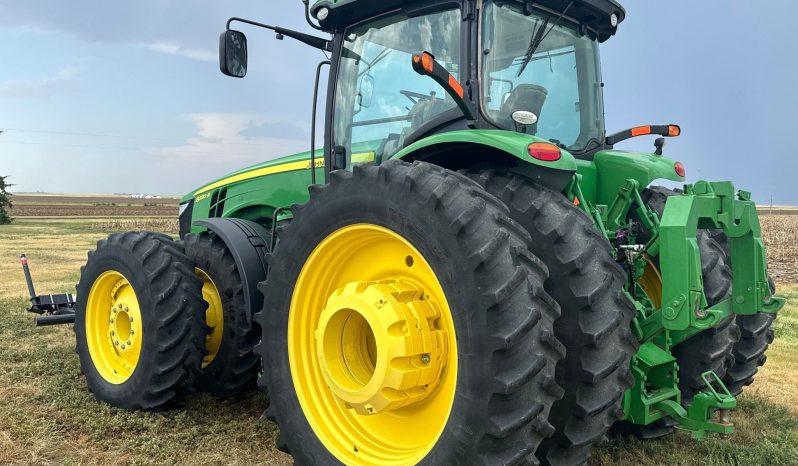 
								2015 John Deere 8320R full									