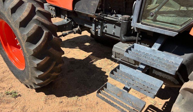 
								2009 Kubota M135X full									
