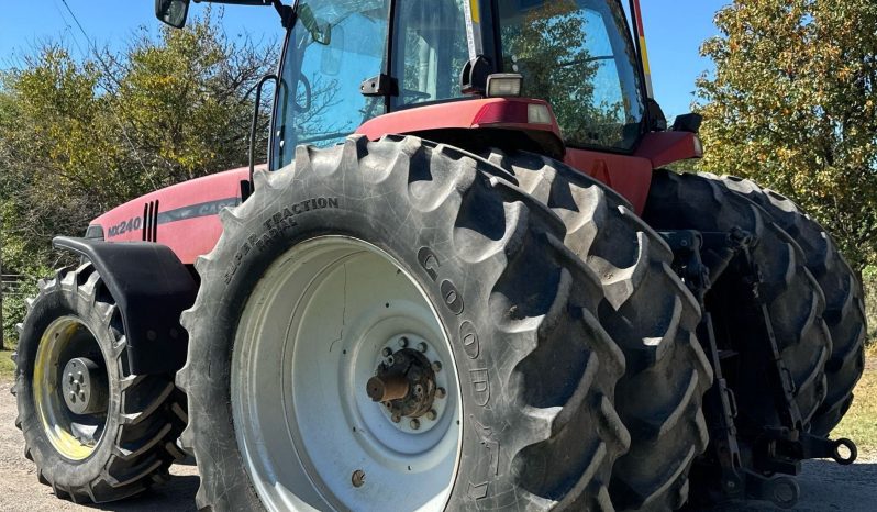 
								2001 Case IH Magnum MX240 full									