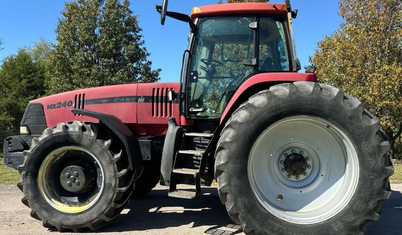 
								2001 Case IH Magnum MX240 full									