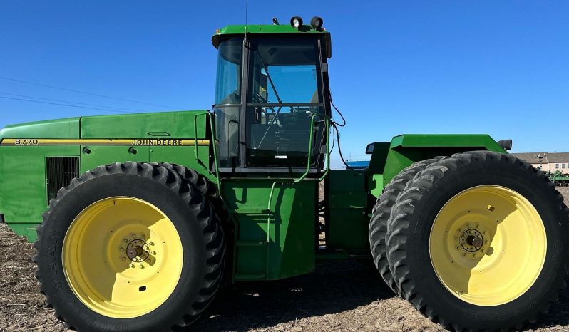 
								1996 John Deere 8770 full									